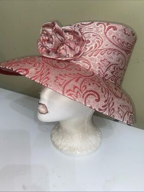 Beautiful Dress Hat / Church Hat by Terramina